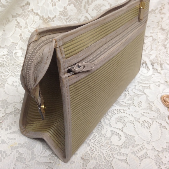Yves Saint Laurent Coated Canvas Clutch-Crossbody - Picture 4 of 9
